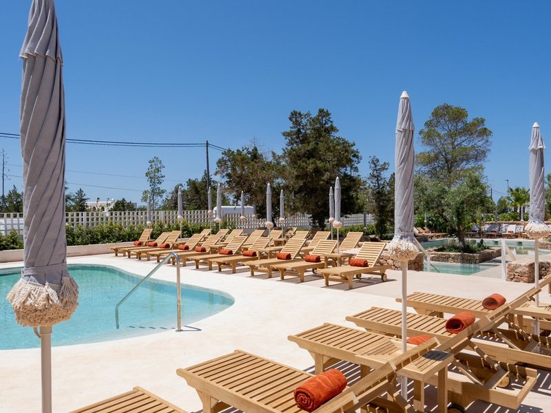 TRS Ibiza Hotel swimming pool