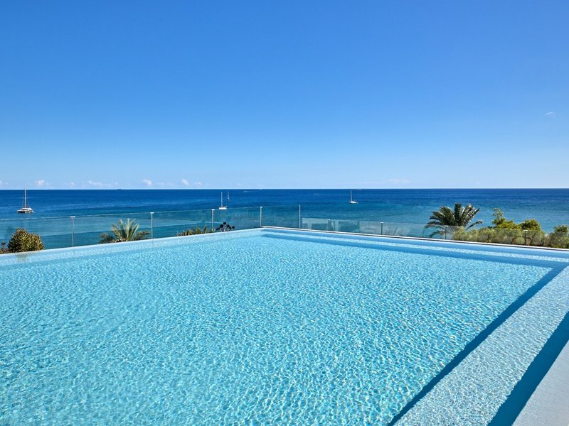 W Ibiza infinite pool
