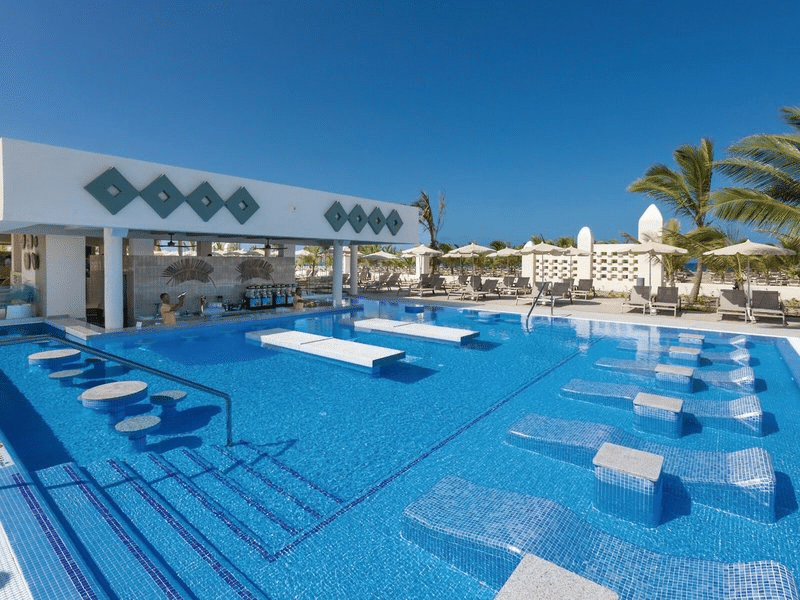 Riu Karamboa Pool