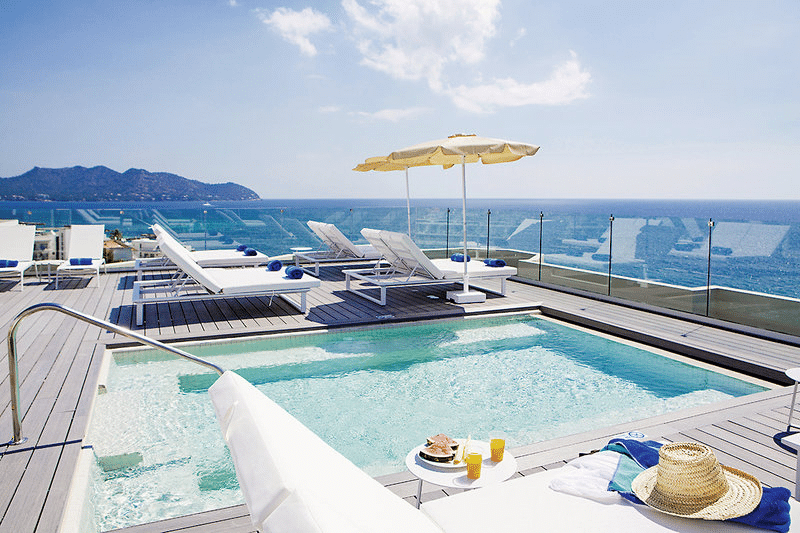 Sabina_Playa_Mallorca_rooftop_atlantik24